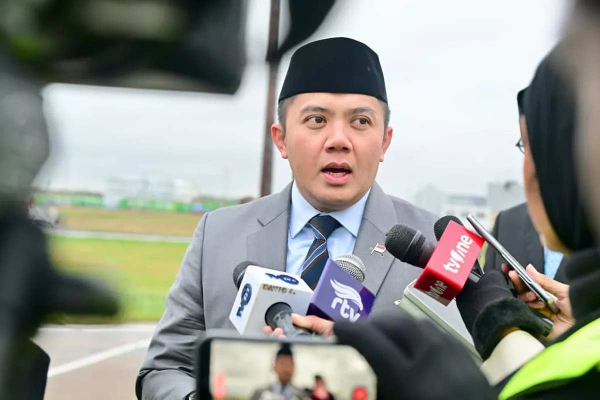 Seskab Teddy dan Haji Isam Bahas Investasi Pertambangan hingga Logistik