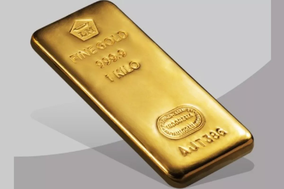 Harga Emas Antam Hari Ini Melemah Rp8.000, Cek Rinciannya