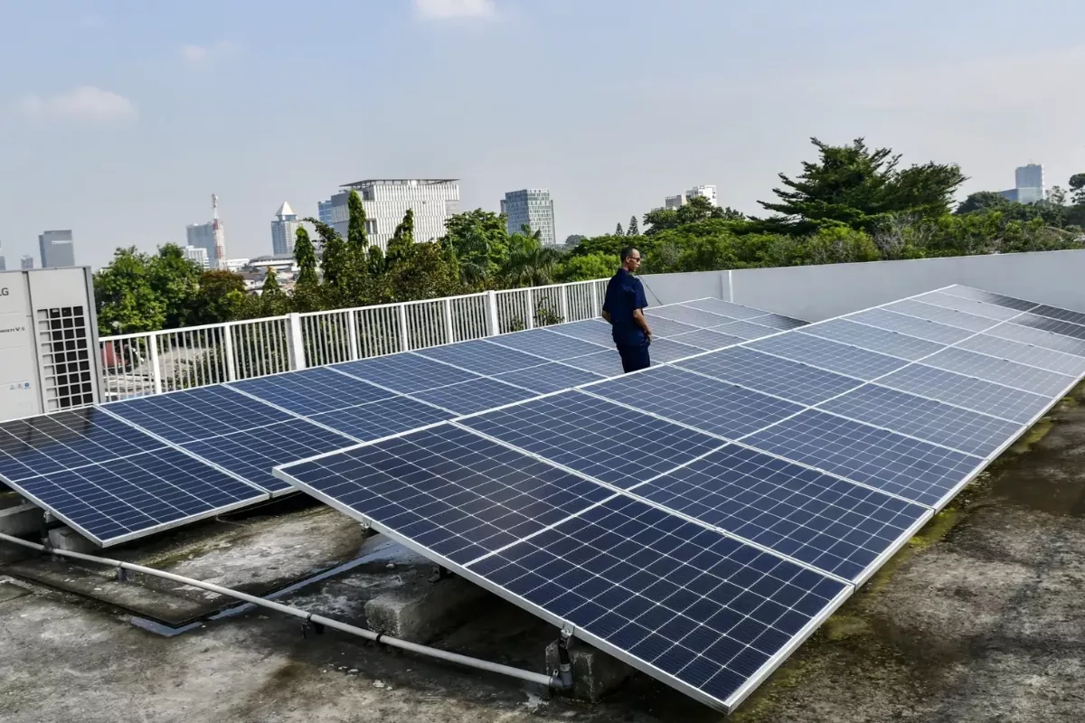 Bauran Fosil Masih 85%, Komitmen Transisi Energi RI Diragukan