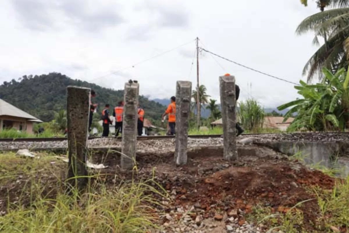 Pemko Padang Minta DJKA Tetap Biayai Penjagaan Perlintasan Kereta