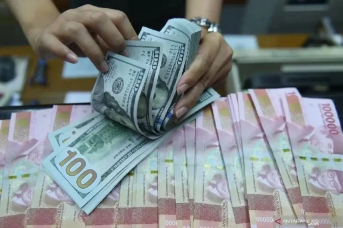 Kurs Rupiah Berpotensi Tertekan hingga Rp17.660 per Dolar AS Hari Ini