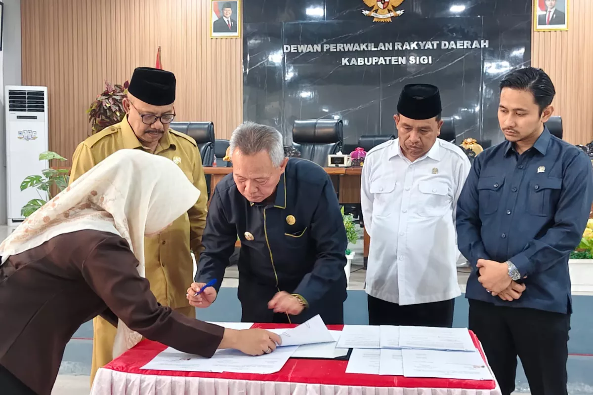 DPRD dan Pemkab Sigi Resmikan Kesepakatan KUA-PPAS Perubahan APBD 2026