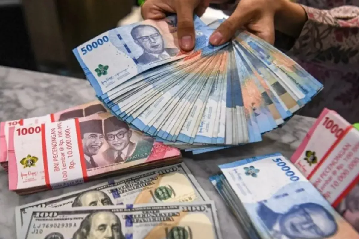 Rupiah Stagnan di Rp17.446 per Dolar AS pada Perdagangan 12 Mei 2026