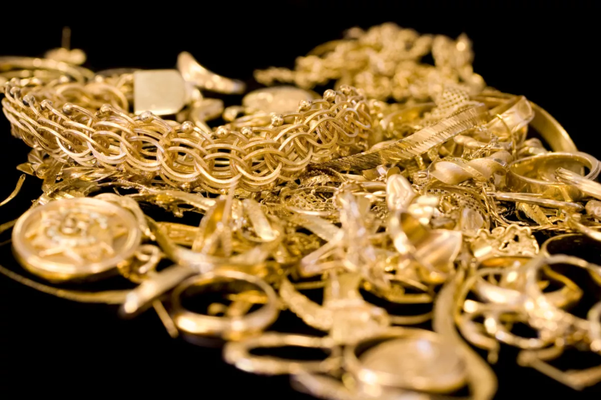 Harga Emas Perhiasan 24 Karat Stabil di Angka Rp2.293.000 per Gram