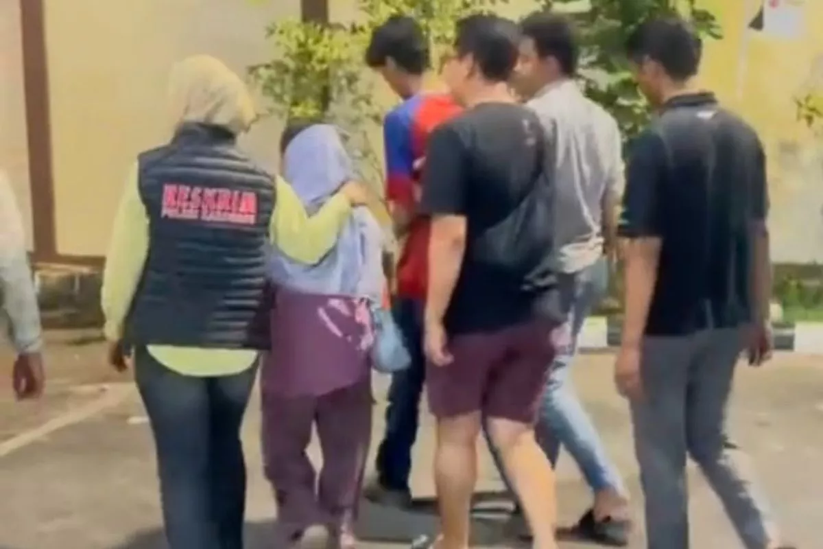 Polisi Karawang Amankan 2 Pelaku Pembuangan Bayi di Karawang Timur
