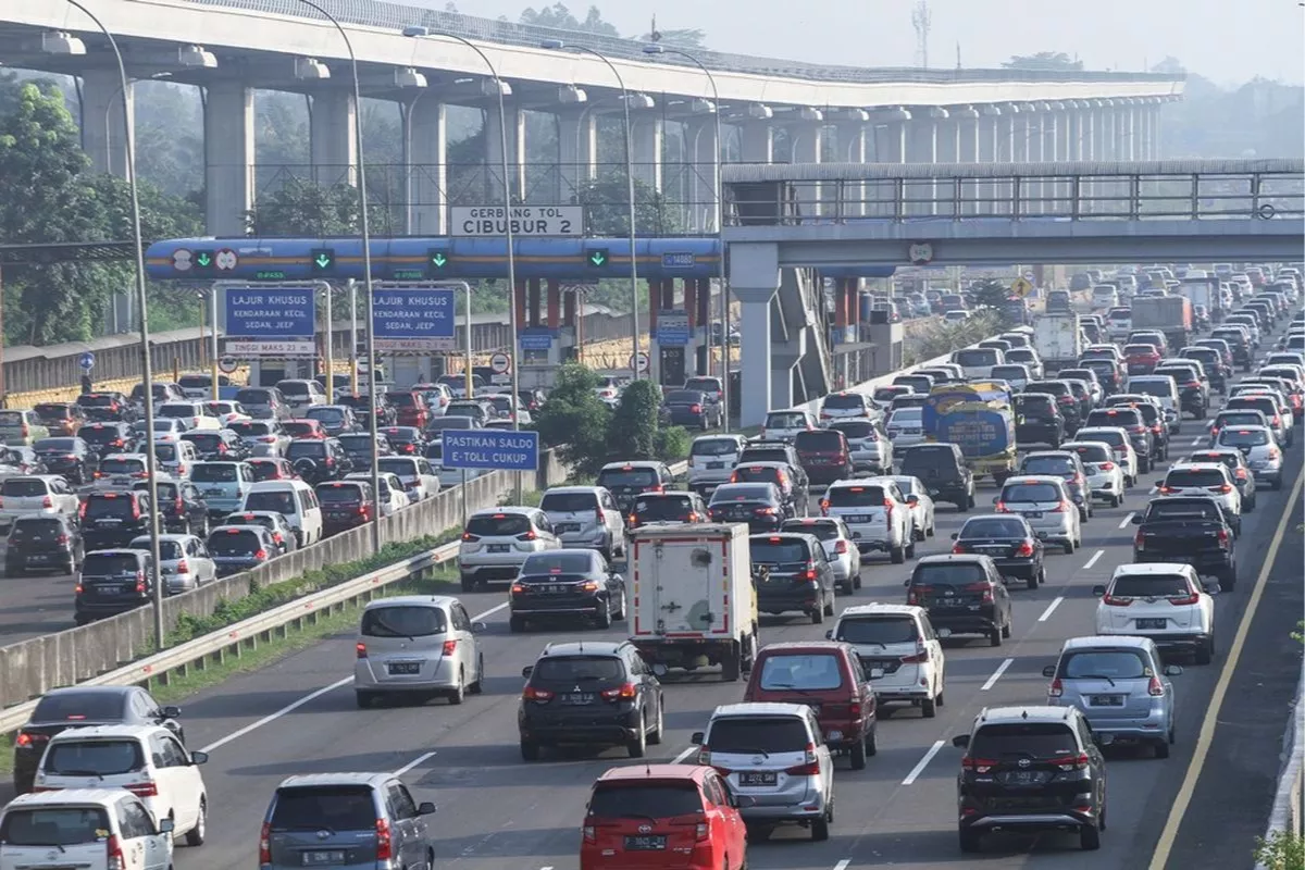 Info Lalin di Tol Arah Jakarta Pagi Ini: Jagorawi dan Dalkot Macet