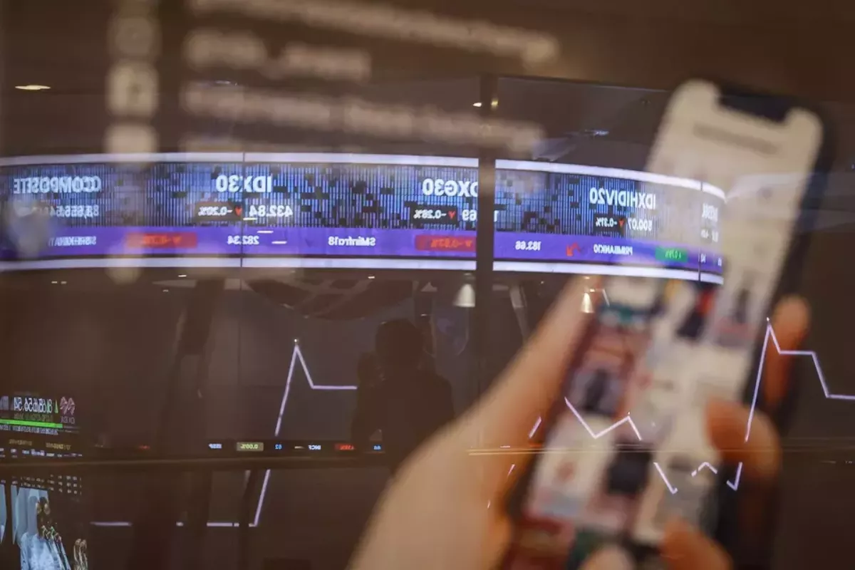  IHSG Diprediksi Galau, Ini 5 Saham Potensi Cuan Hari Ini 