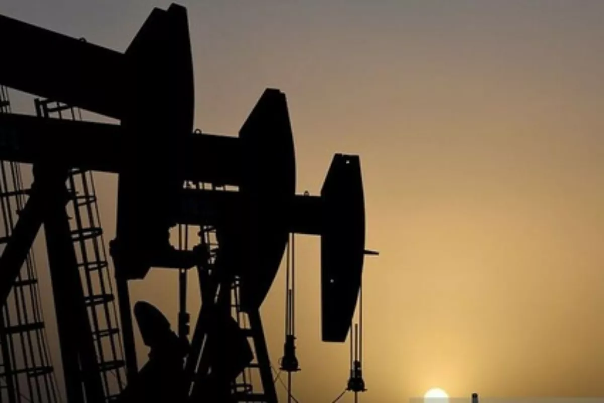 Harga Minyak Dunia Anjlok Lebih dari 5% Usai Sinyal Diplomatik AS