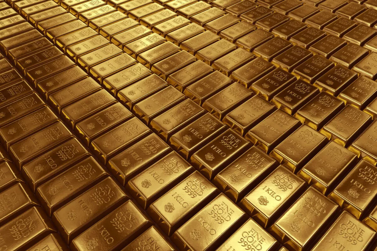 Lonjakan Harga Emas Batangan Antam Tembus Rp2.154.600 per Gram