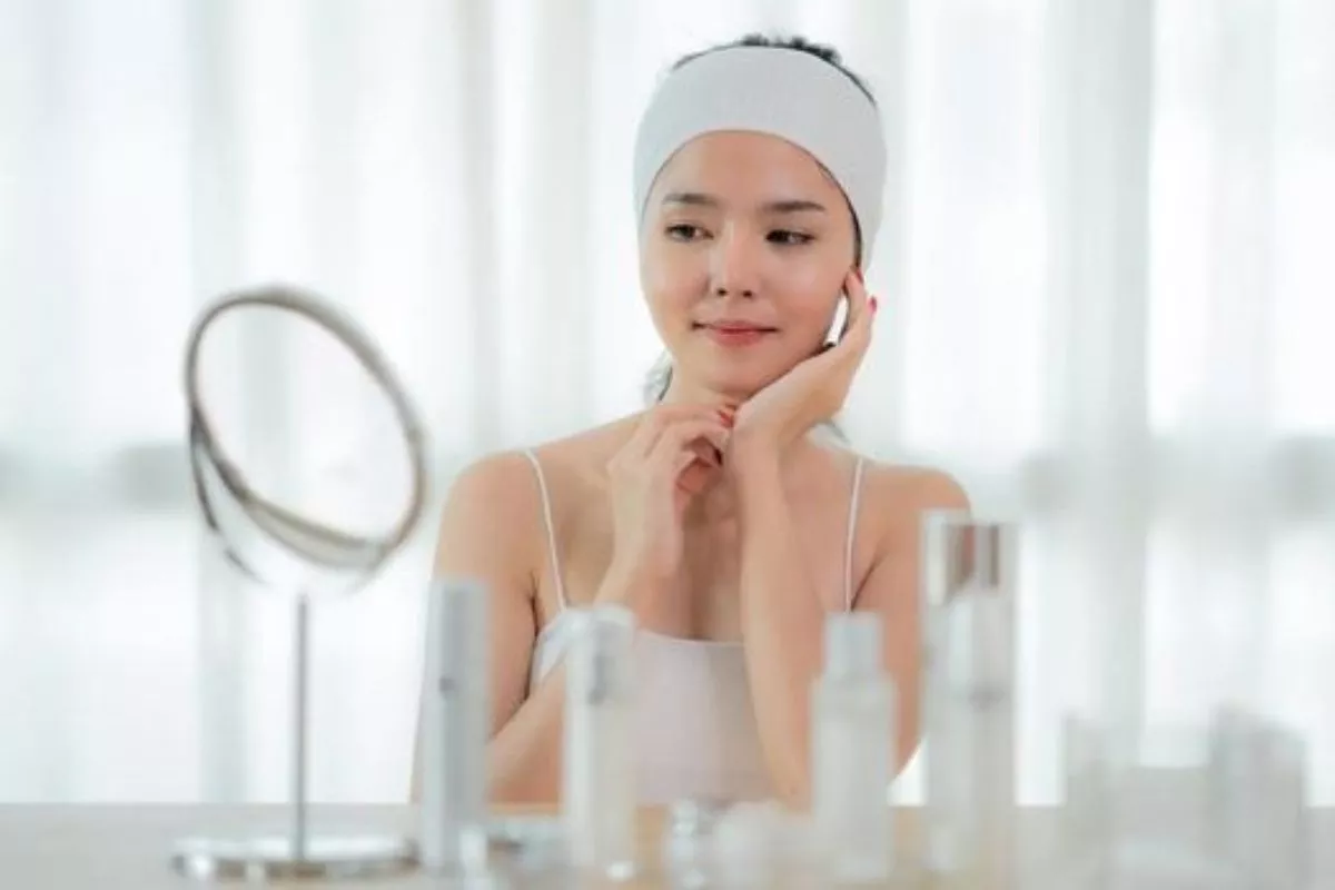 Gen Alpha Kritis Memilih Produk Kecantikan Sejak Dini di Sosmed