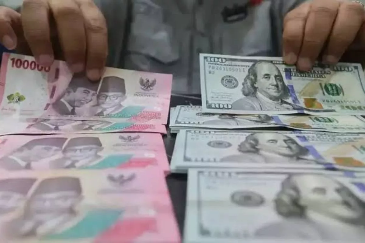 Rupiah Melemah Meredup Diseret Ekspektasi Suku Bunga The Fed