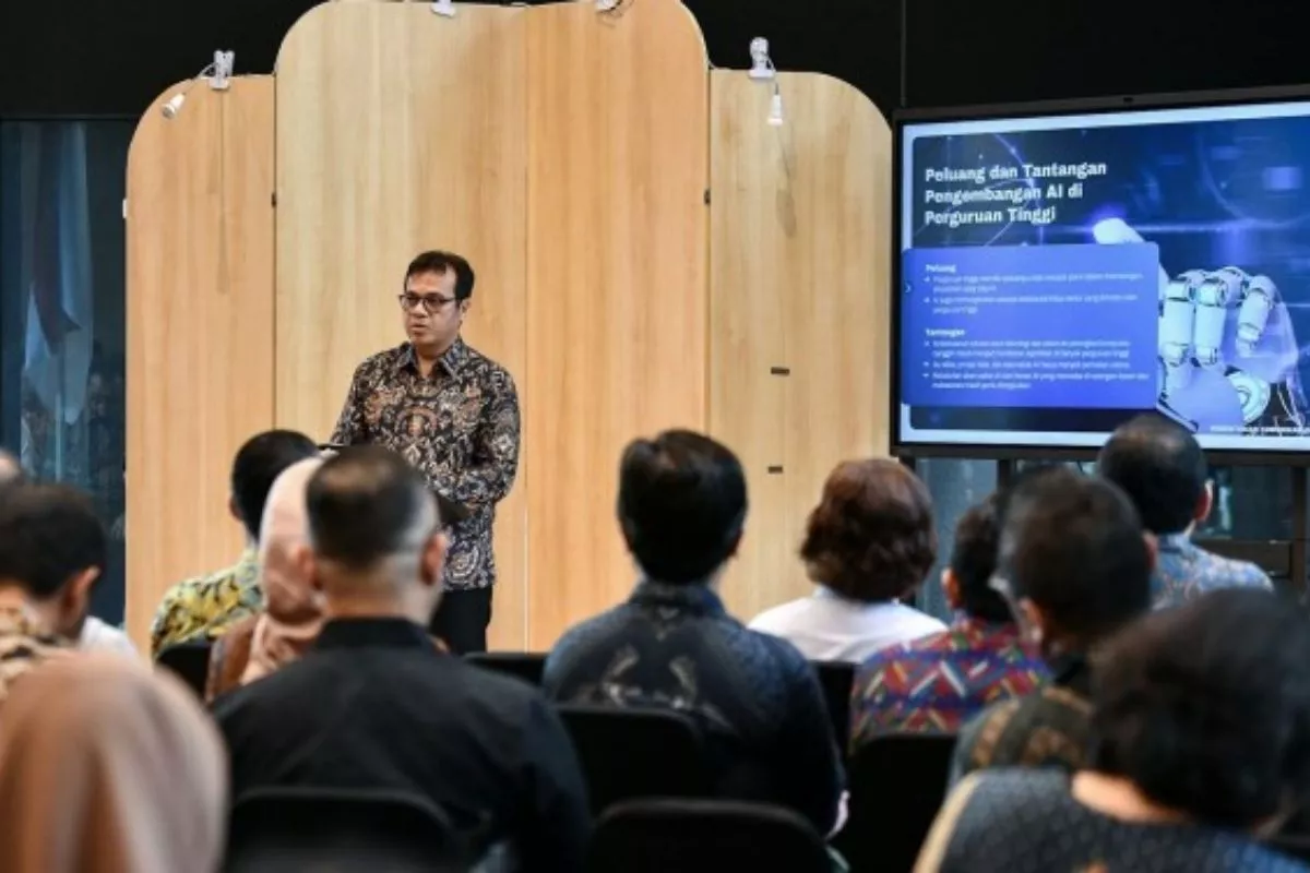 Wamenkomdigi Tekankan Pentingnya Tata Kelola AI di Sektor Keuangan