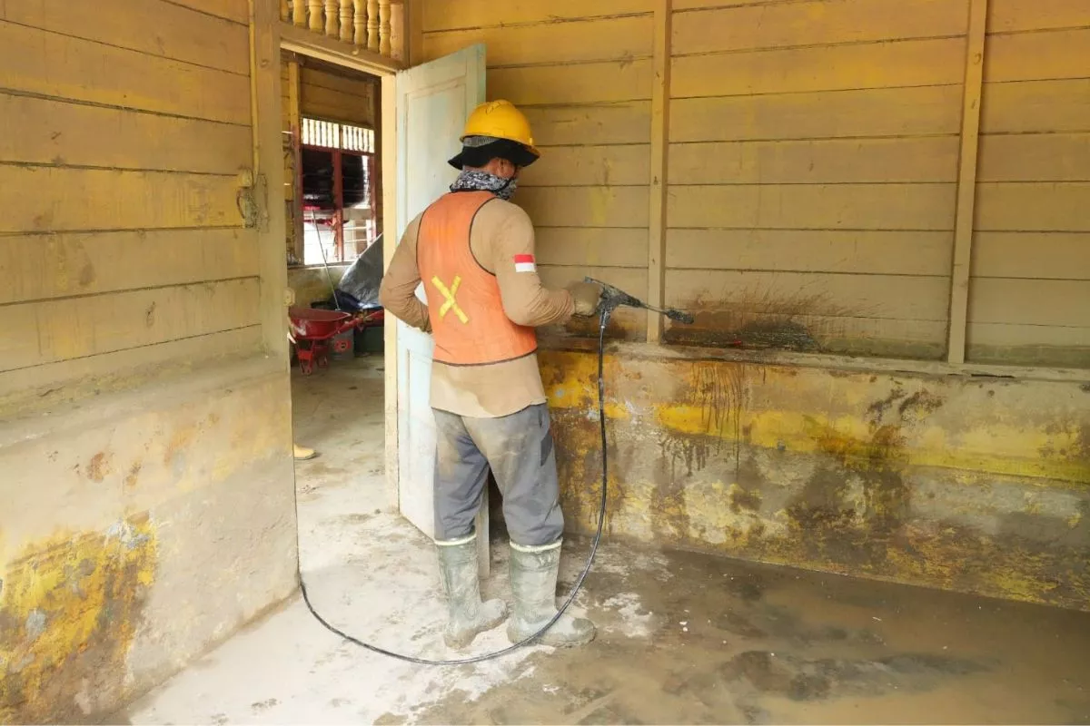 Percepat Pemulihan Aceh, Kementerian PU Angkut Material Bencana
