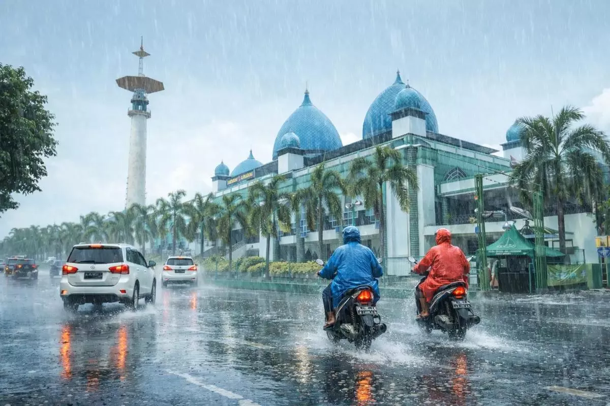 Waspada Hujan Lebat di Sejumlah Wilayah Indonesia Hari Ini