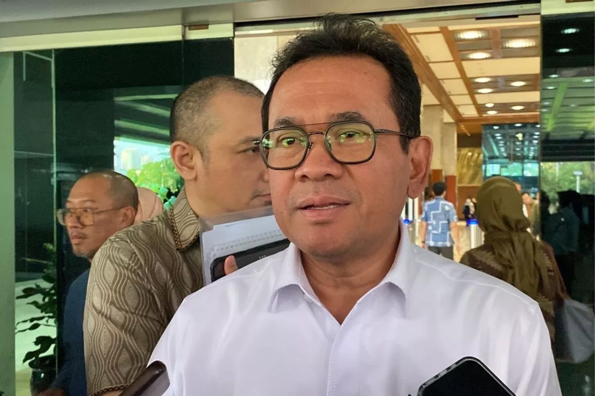 Harga Minyak Turun, Mendag Optimis Perdagangan Bulanan Kembali Surplus
