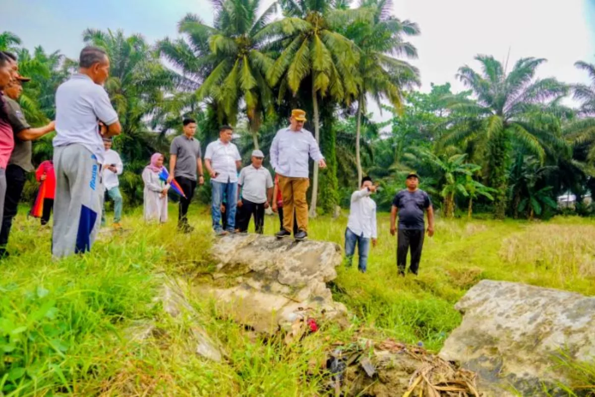 Bupati Batu Bara Tinjau dan Siap Perbaiki Irigasi Rusak di Sei Muka