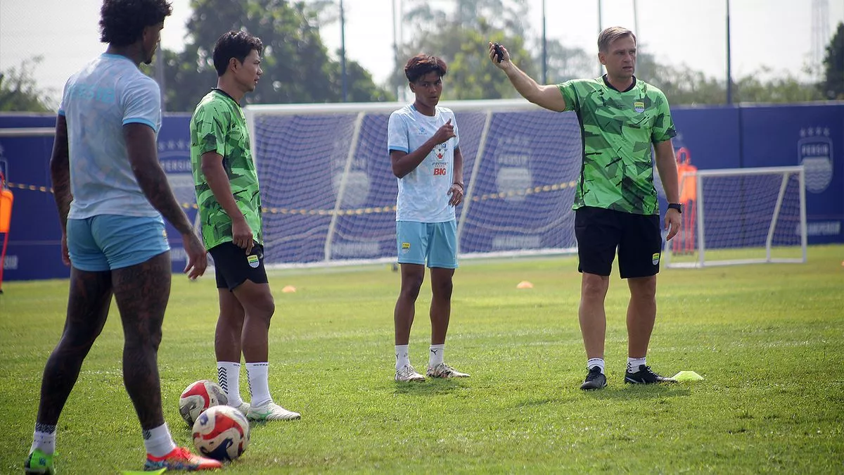 Piala Presiden Jadi Ajang Adaptasi Pemain Baru Persib Bandung Tegas Igor Tolic