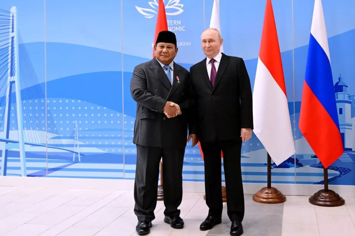 Prabowo dan Putin Bahas Peningkatan Kerja Sama RI dan Rusia di EEF 2026