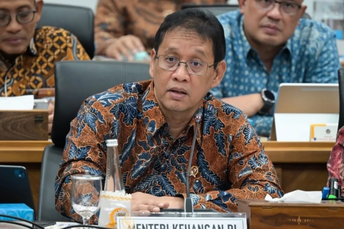 Menkeu Purbaya Proyeksikan Defisit APBN Rp734,3 Triliun, Belanja Tembus 102,6 Persen