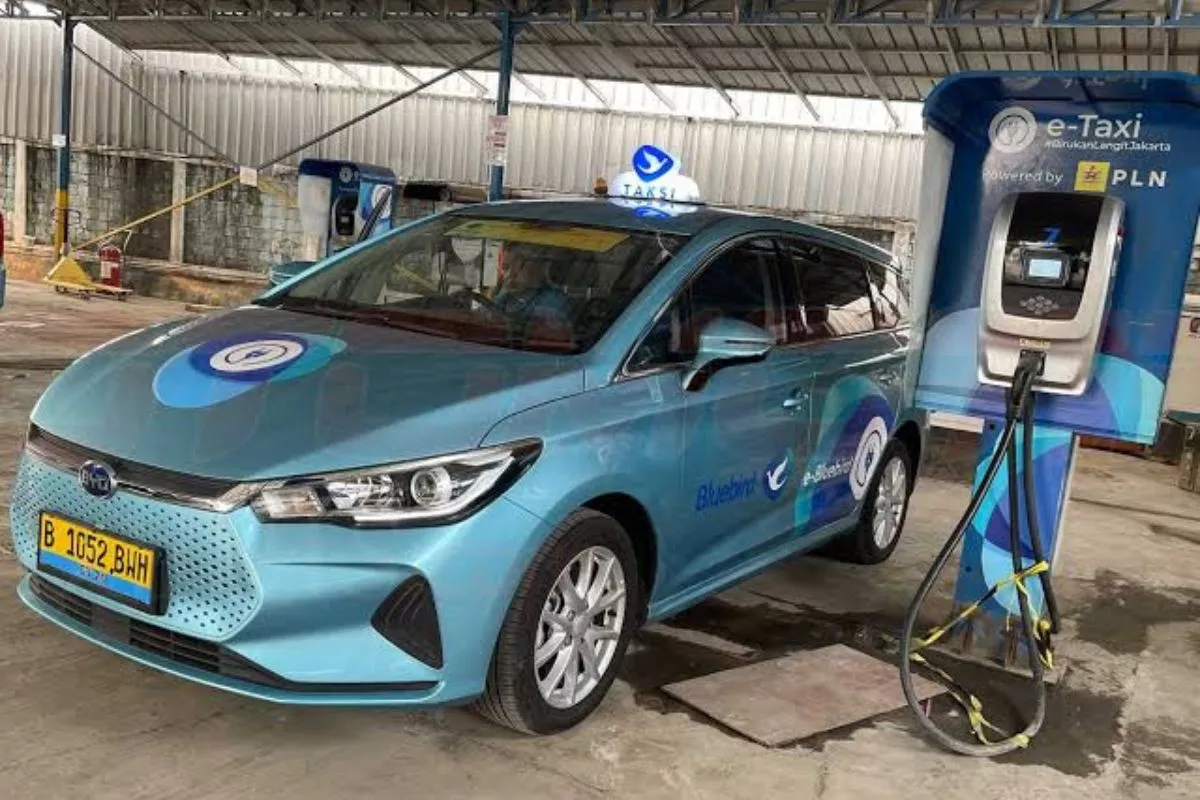 Blue Bird (BIRD) Operasikan 1.000 Kendaraan Listrik di Semester I/2026