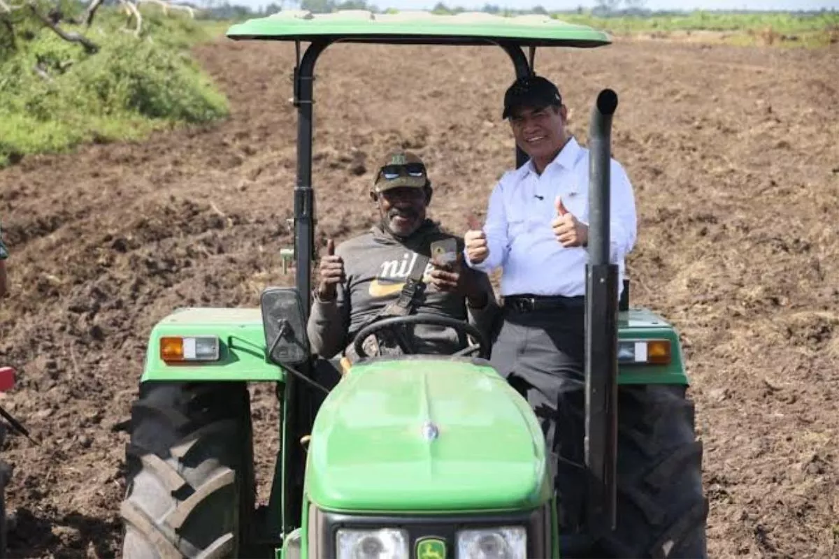 Perkuat Swasembada Pangan, Mentan Amran Fokus Kembangkan Lahan di Papua