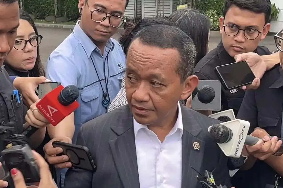 Proyek PLTS 100 GW Menghemat APBN dan Menekan Impor Solar Indonesia