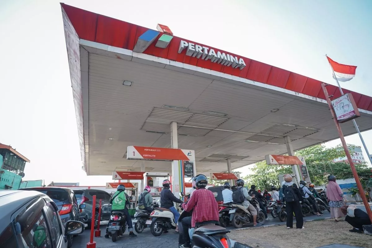 Atasi Antrean, Pertamina Tambah Pasokan BBM di Sulsel