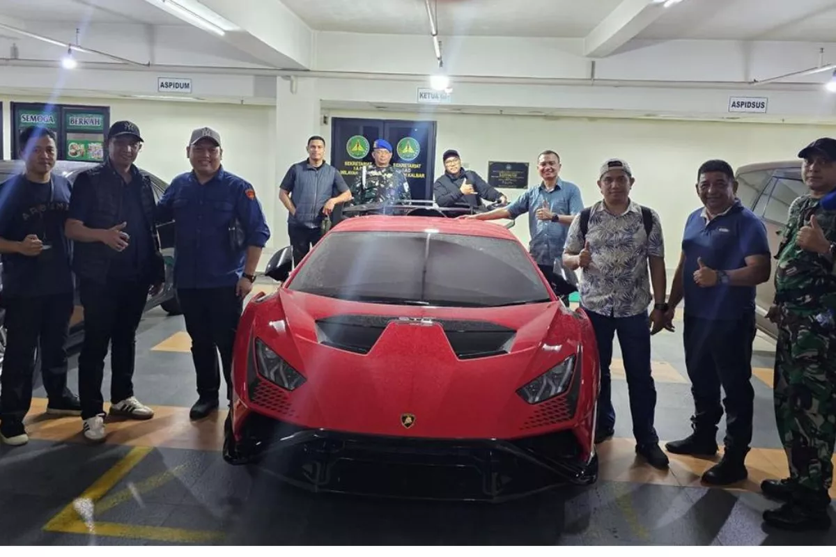 Lamborghini hingga Alat Berat Bos Tambang Kalbar Diteken Kejagung