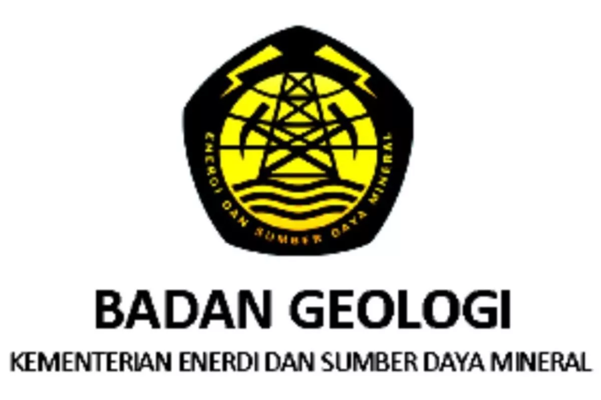 Longsor Tebing Kawah Kelimutu NTT Dipicu Pelapukan Batuan
