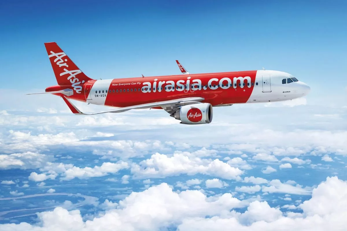 Dampak Abu Vulkanik AirAsia Batalkan dan Penjadwalan Ulang Penerbangan