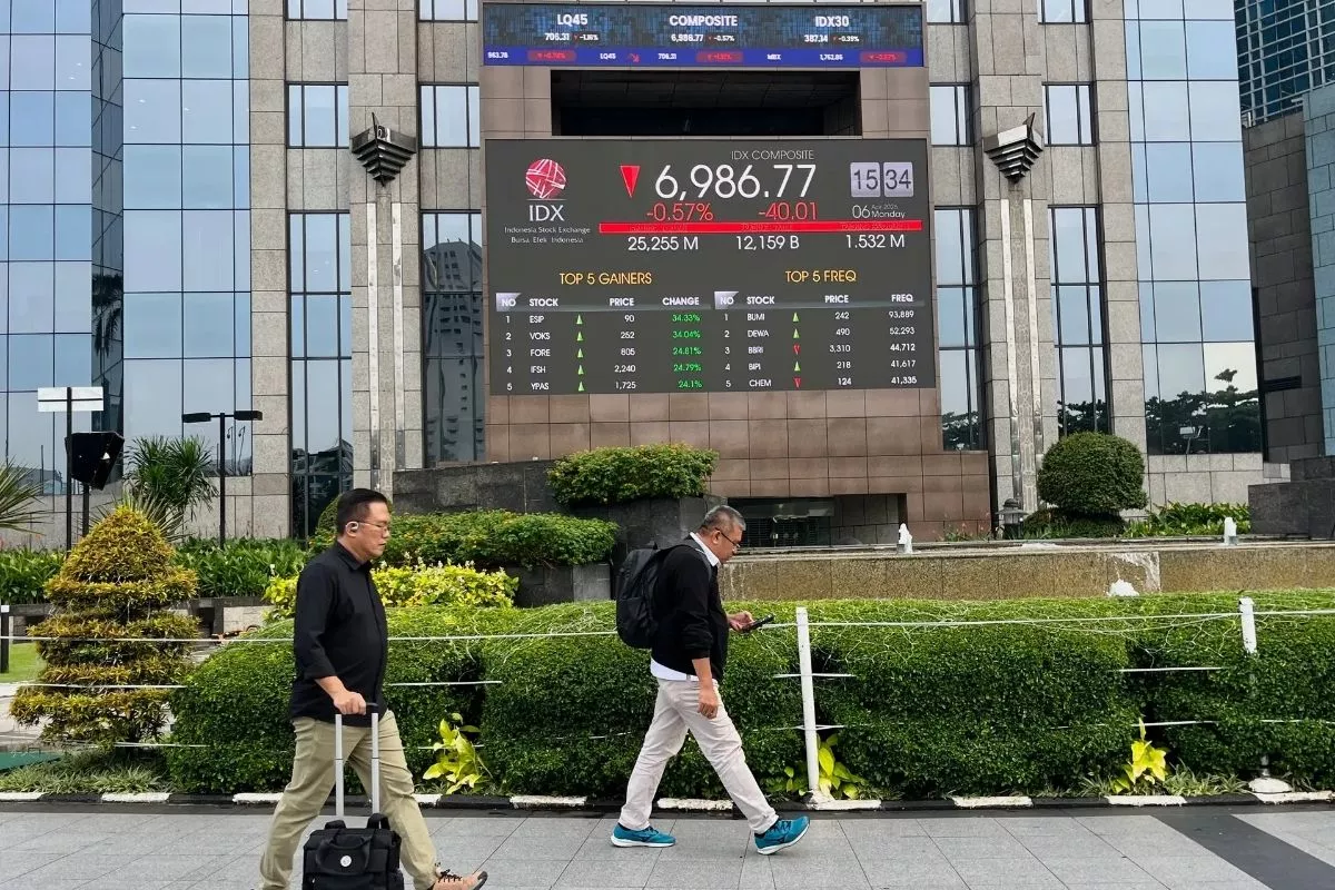 Jumlah IPO BEI Menyusut Tajam pada 2026, Ini Kata OJK