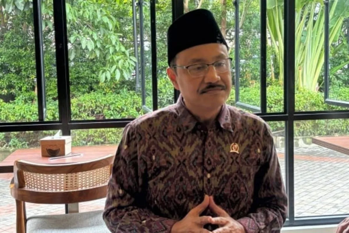 Targetkan 150 ribu siswa, Kemensos kembangkan Sekolah Rakyat (57 karakter)
