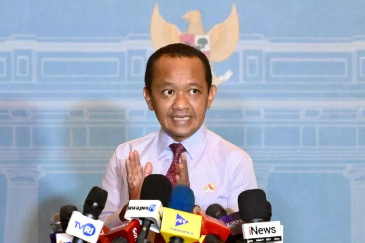 Bahlil: Harga Pertamax Turun Ikuti Harga Minyak Dunia