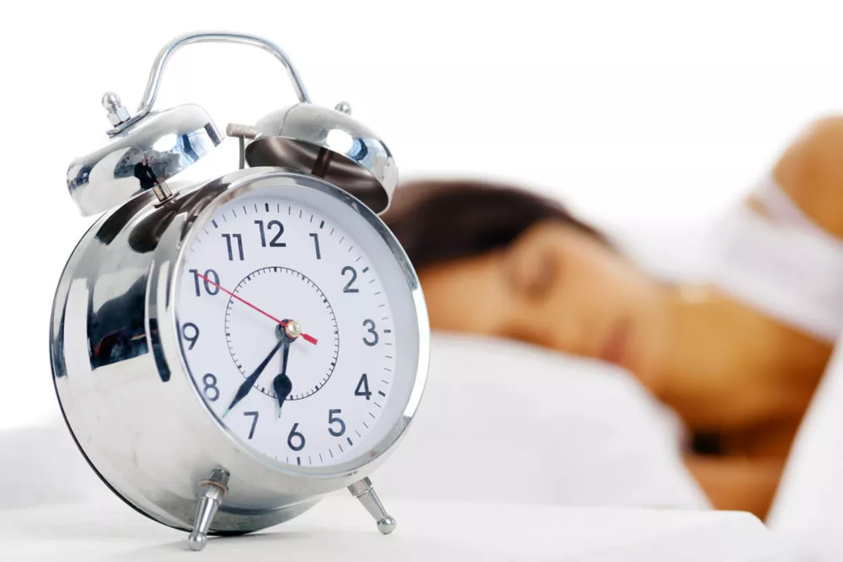 Cara Memperbaiki Jam Tidur yang Berantakan Secara Alami dan Efektif