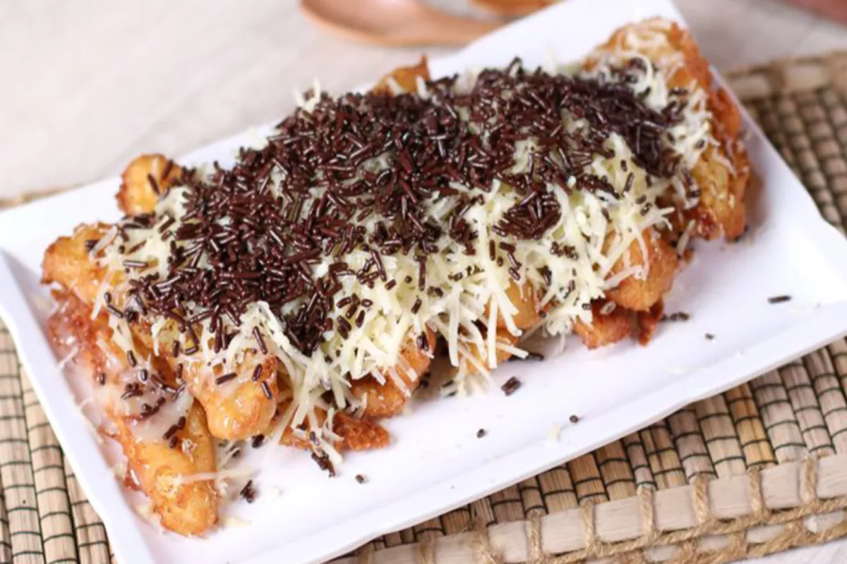 10 Ide Toping Pisang Goreng Crispy Paling Laris