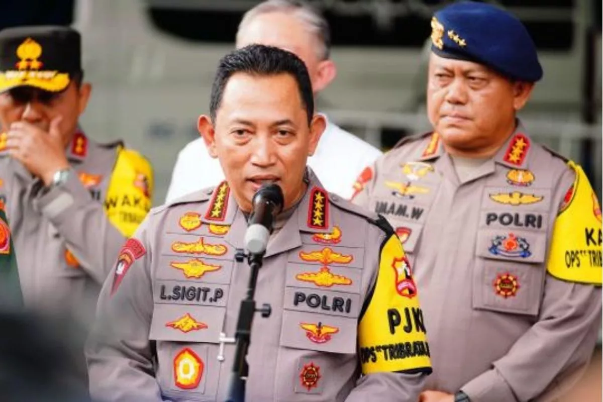 Tangani Abu Vulkanik Anak Krakatau, Kapolri Minta Anggota Siaga