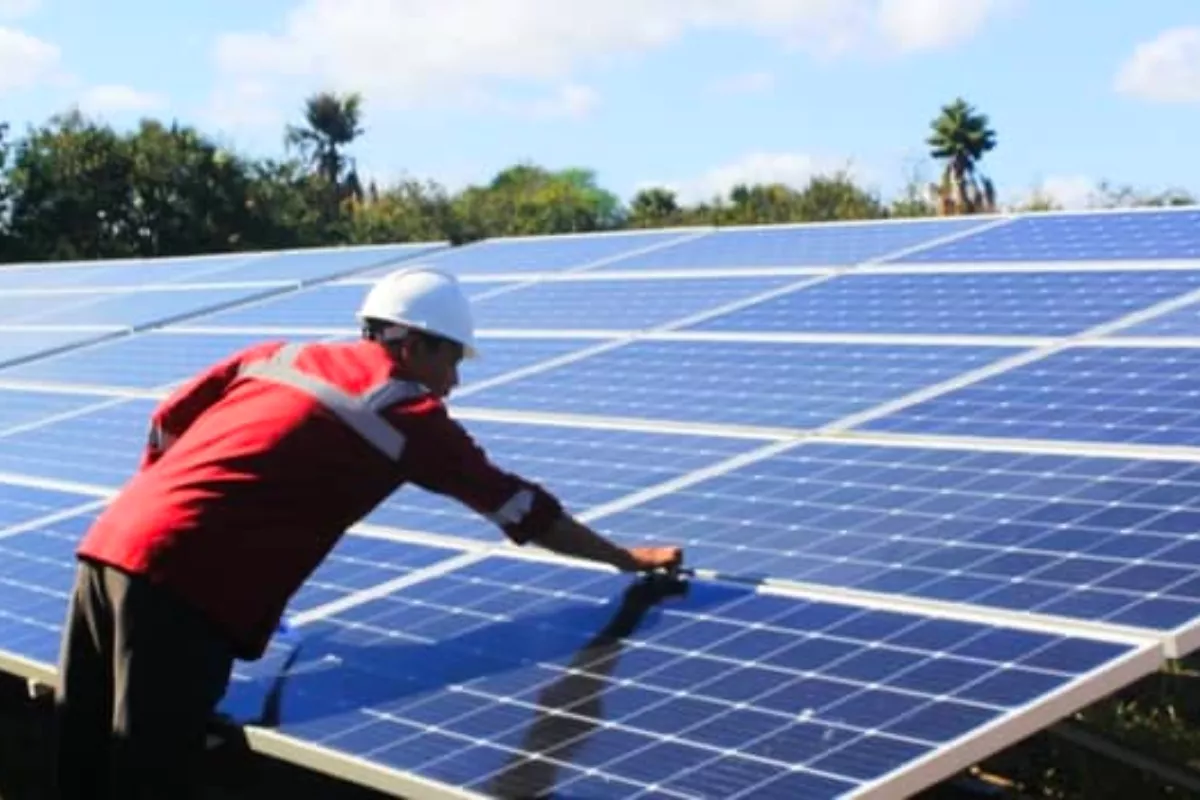 PLTS Oelpuah 5 MWp Perkuat Transisi Energi Bersih di NTT