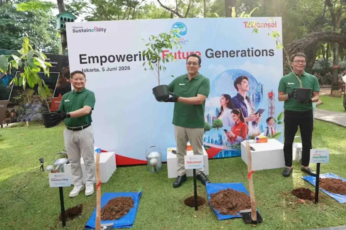 Telkomsel Terapkan 360 Green BTS untuk Jaga Bumi