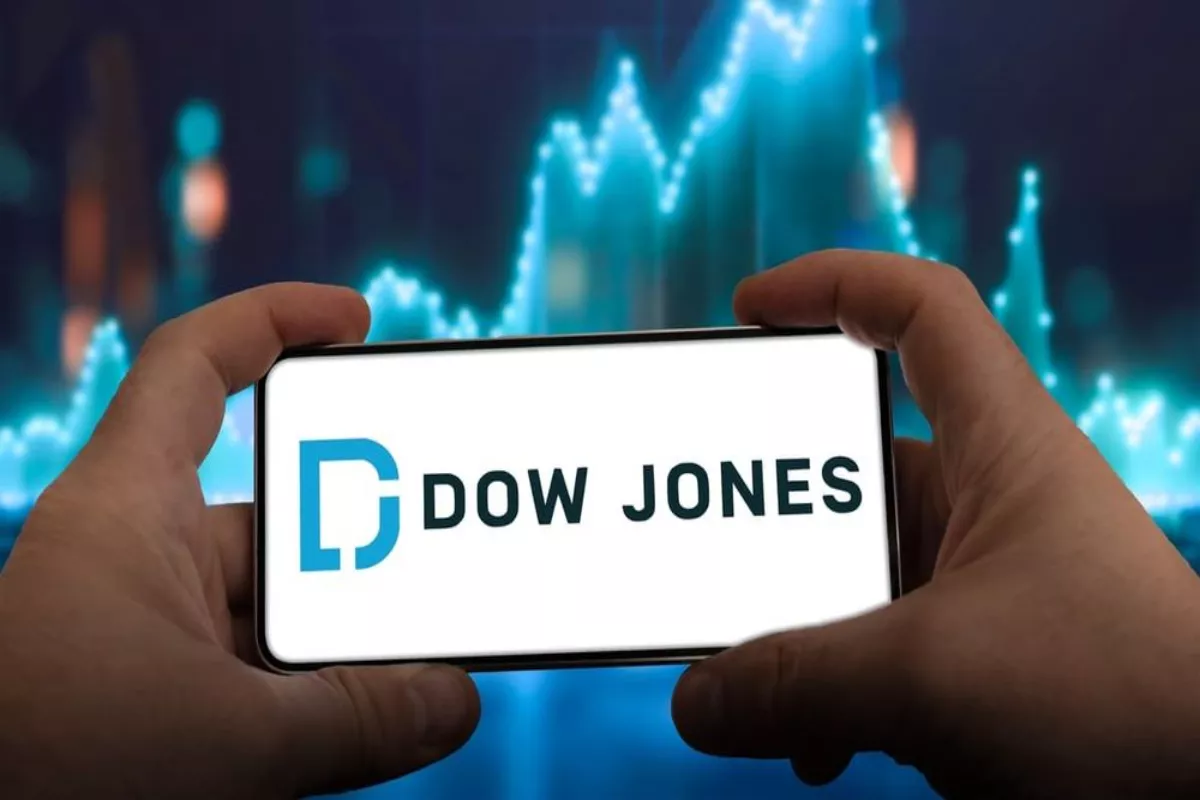 Wall Street Ditutup Bervariasi, Saham Teknologi Kembali Menguat
