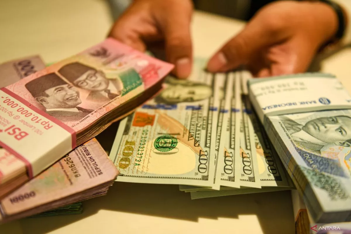Pelemahan Rupiah Bawa Kurs ke Level Rp17.744 Per Dolar AS