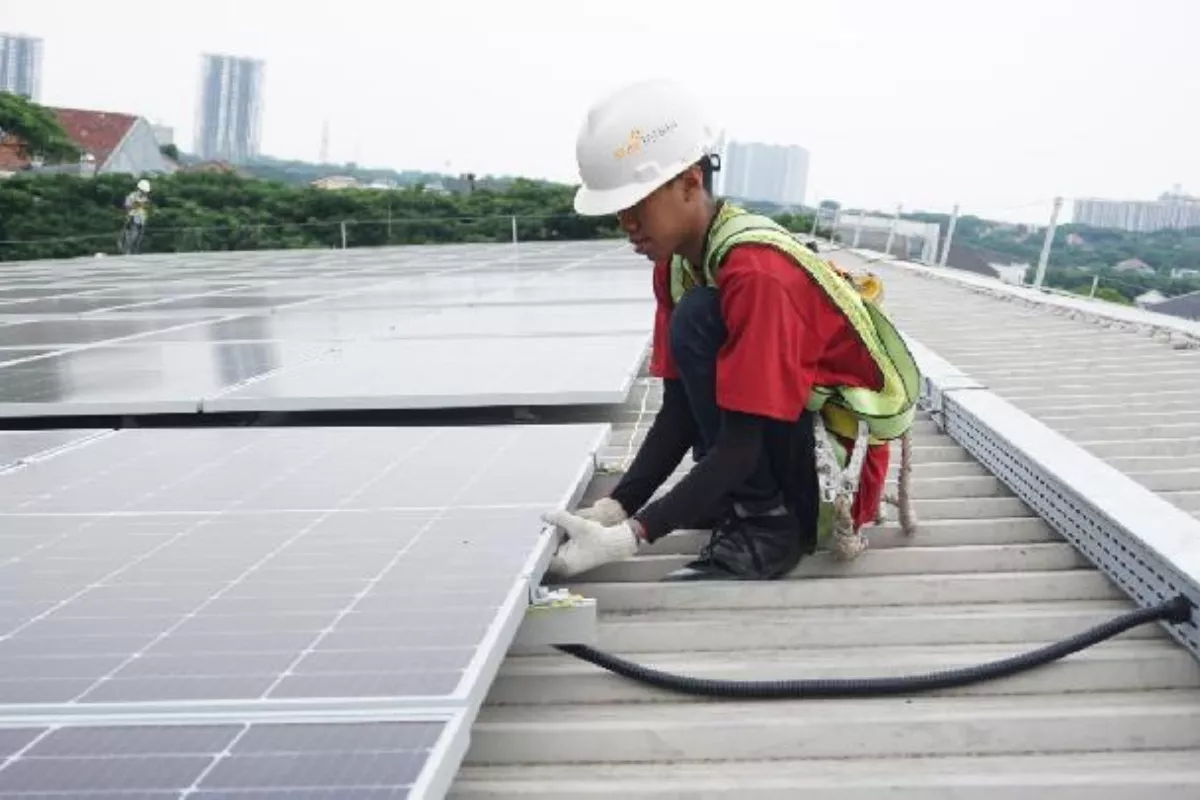 Kejar Target 100 GW, Pemerintah Siapkan Lahan PLTS di Pulau Jawa