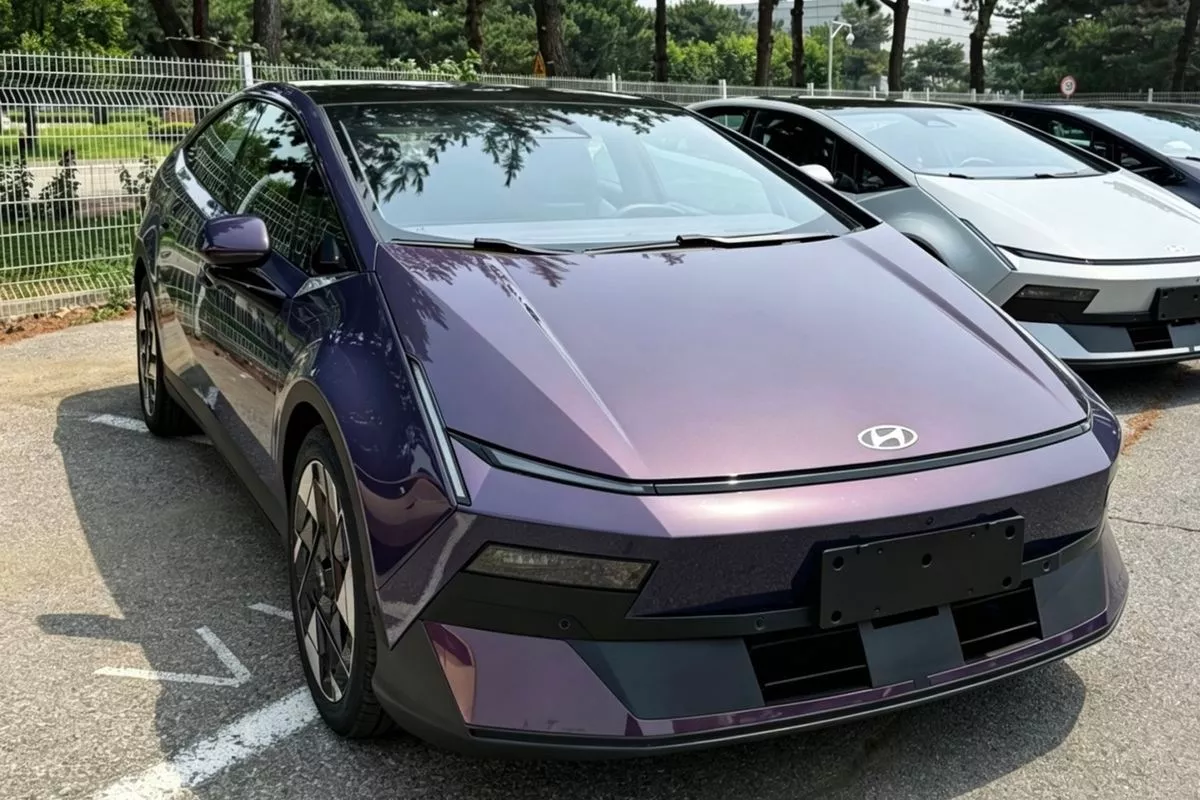 Detail Spesifikasi Hyundai Ioniq V: Baterai LFP dan Layar 27 Inci