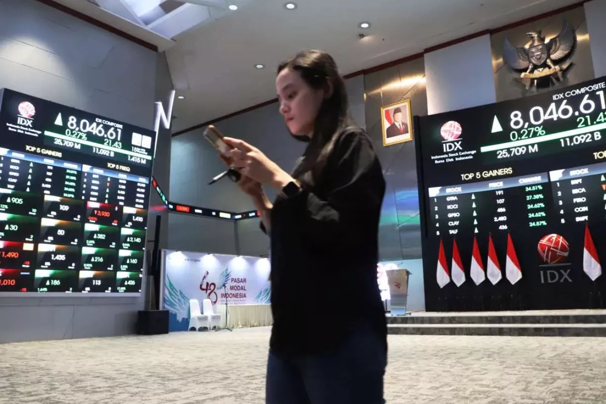 BMRI dan BBCA Teratas, Ini Saham Banyak Dilepas Asing Seminggu Terakhir