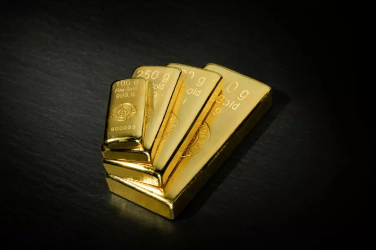 Harga Emas Naik 1 Persen di Tengah Ketegangan AS dan Iran