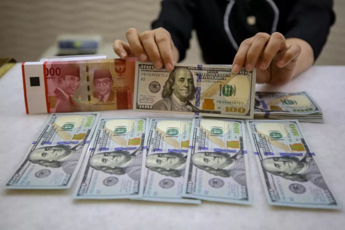 Update Nilai Tukar Rupiah Terhadap Dolar AS Senin 20 April 2026