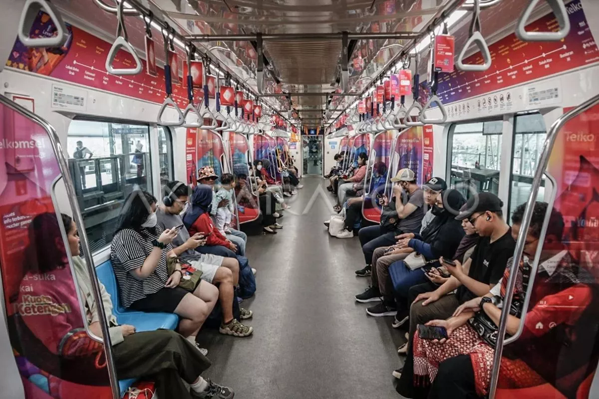  Tips Praktis Cara Naik Transportasi Umum di Kota Baru Bagi Pemula 