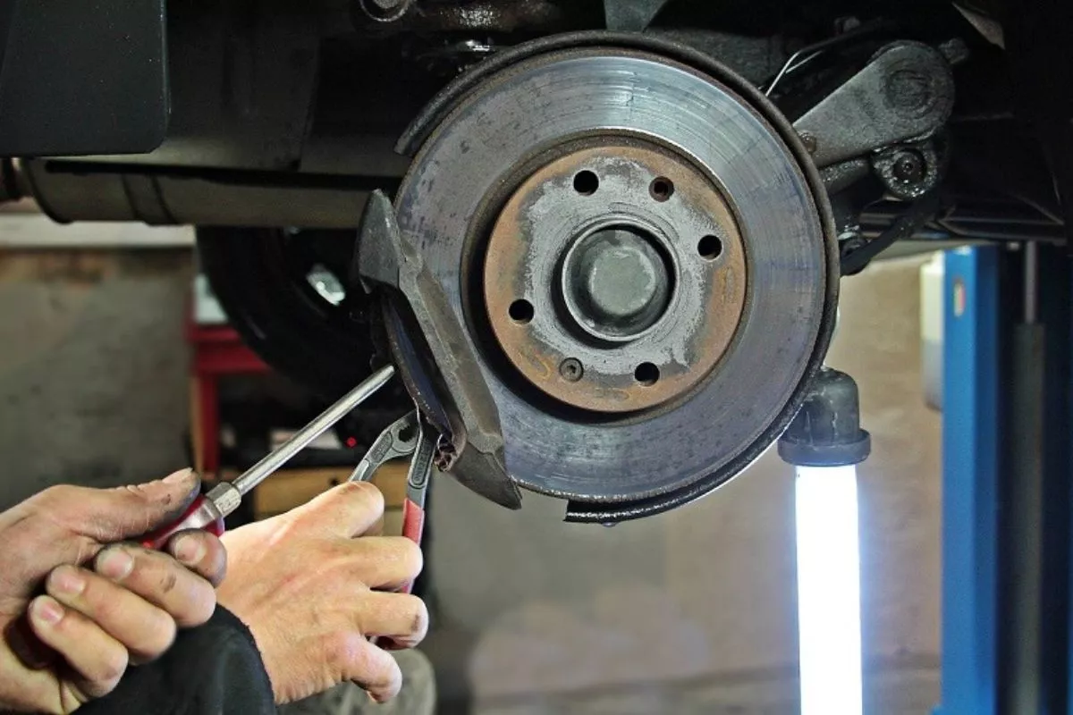 Cara Sederhana Menjaga Performa Rem Mobil Agar Tetap Pakem