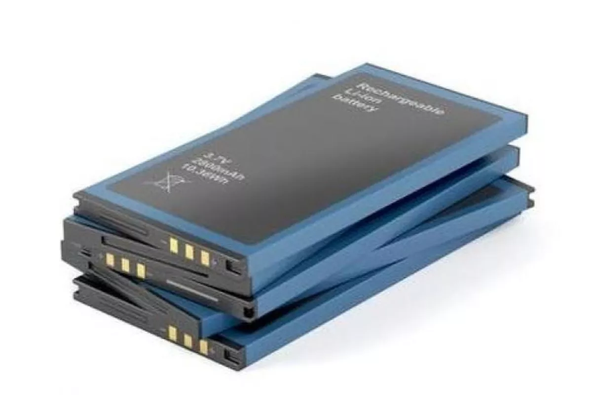 Aturan Baterai Ponsel Uni Eropa Incar Pengurangan Limbah Elektronik