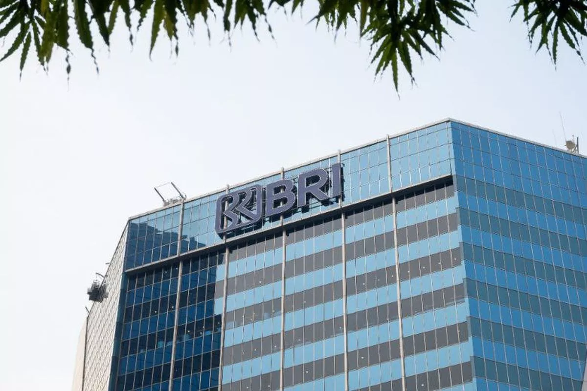 Saham BBRI Menguat 4,28%, Valuasi Murah Jadi Daya Tarik