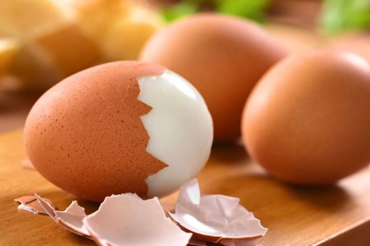 Tips Memasak: Mengupas Telur Rebus Lebih Mudah Pakai Cuka, Benarkah?